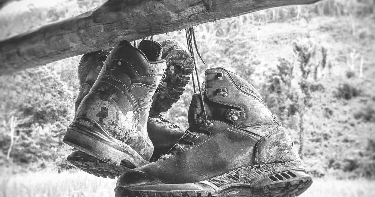 bergschuhe sohle kleben