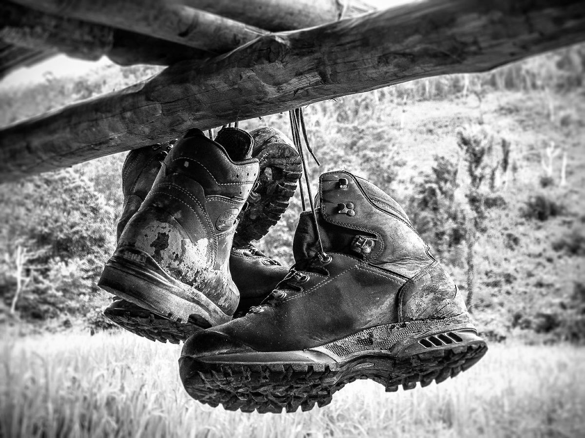 bergschuhe sohle kleben